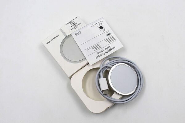 Megsafe Wireless Charger - Image 6