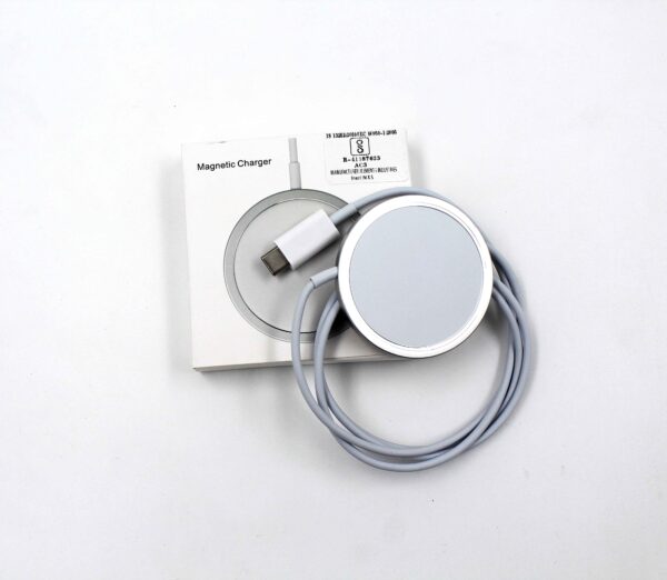 Megsafe Wireless Charger - Image 7