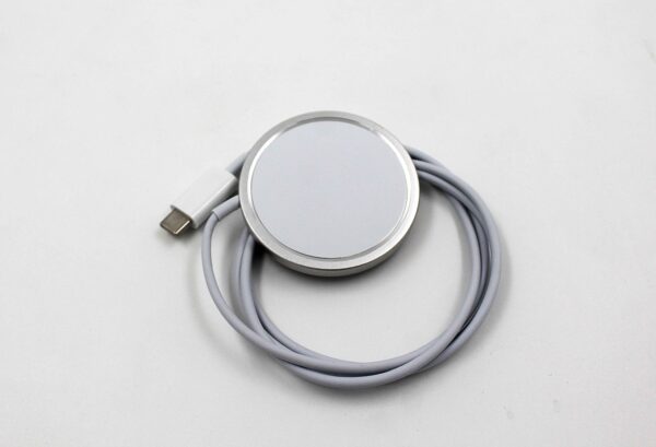 Megsafe Wireless Charger - Image 8