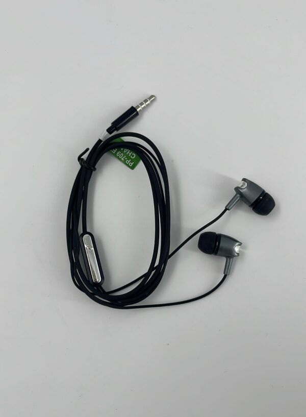 PICKPACK PP-709EP Strong Bass Earphones – HD Sound Quality, Light Weight, Comfortable to Wear (UL) - Image 3